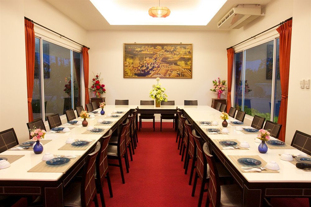 Charn Residence Bangsaen Buitenkant foto
